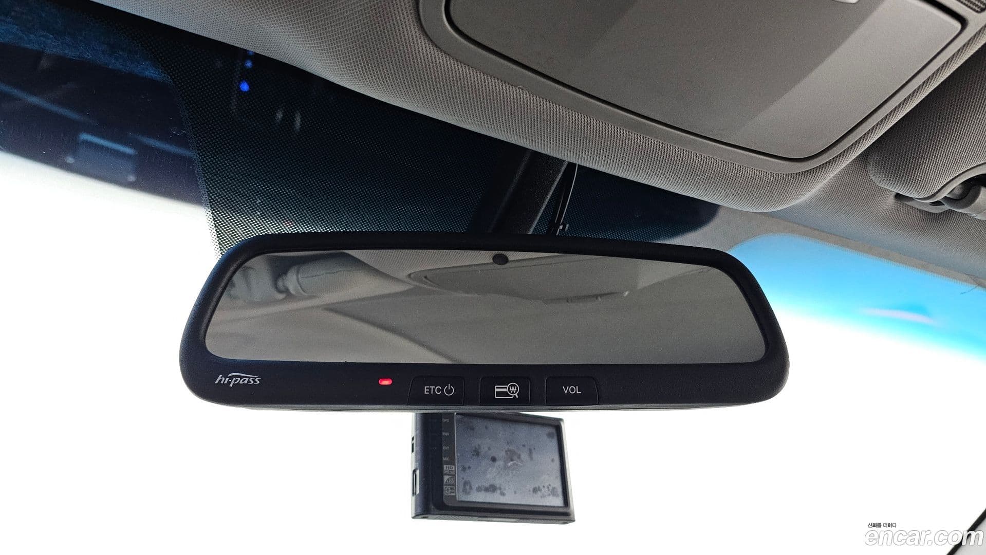 Main__Slider__Photo:Santafe Hyundai 2016.10-17