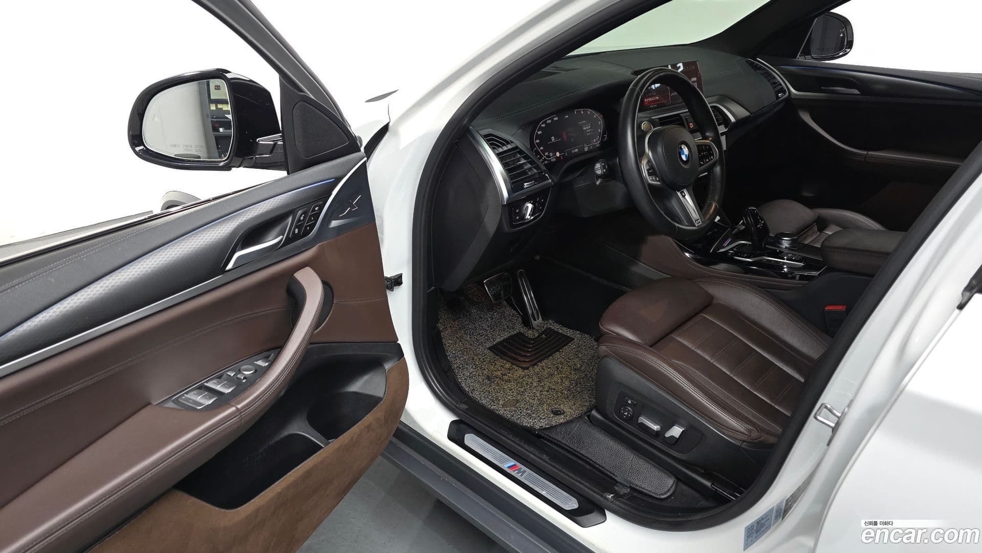 Main__Slider__Photo:X4 BMW 2020.7-11