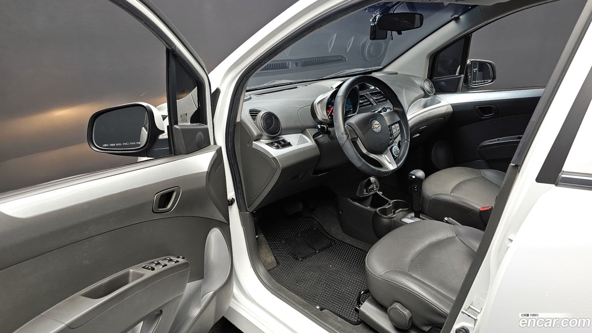 Main__Slider__Photo:Spark Chevrolet 2014.0-10