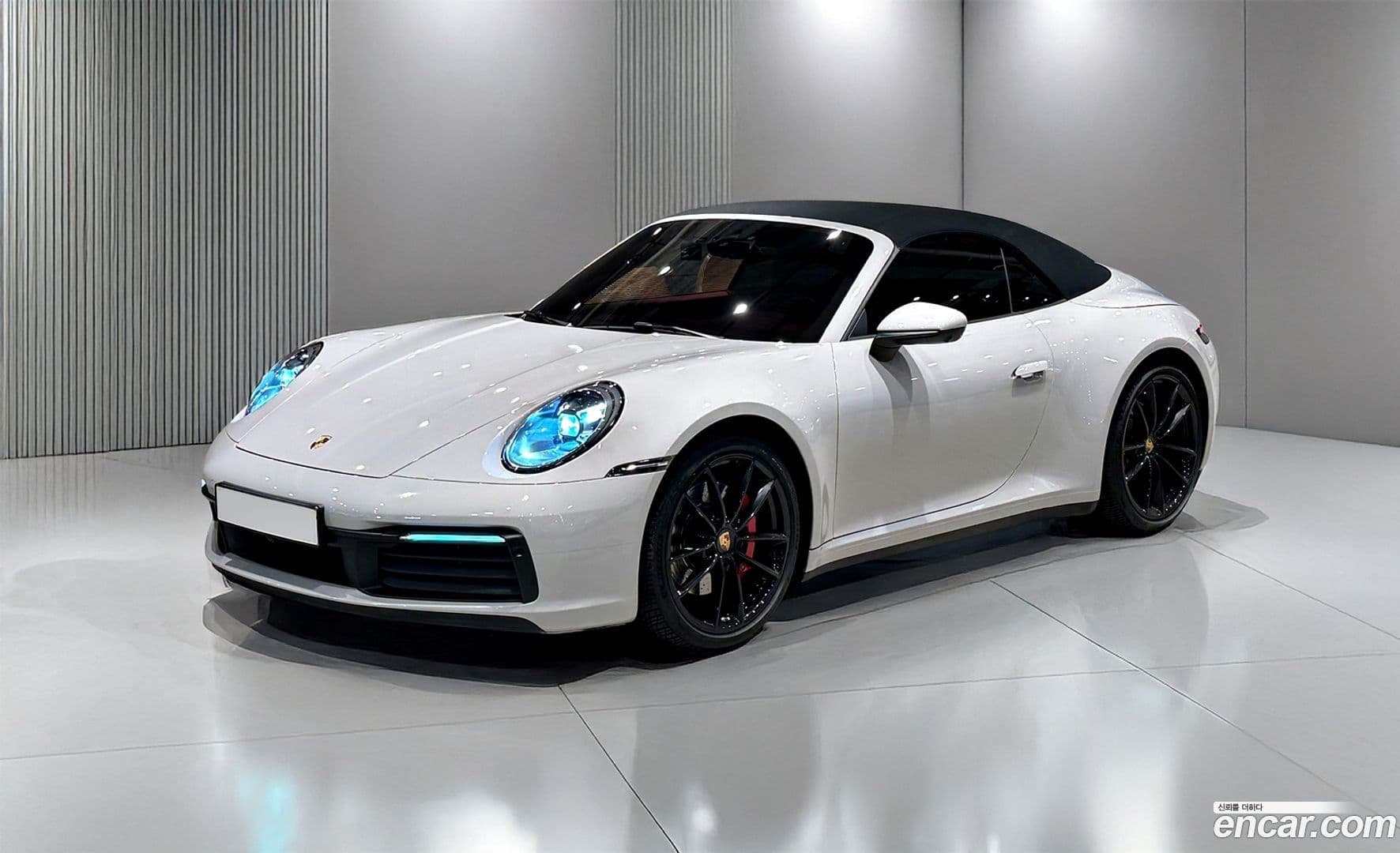Main__Slider__Photo:911 Porsche 2020.6-0
