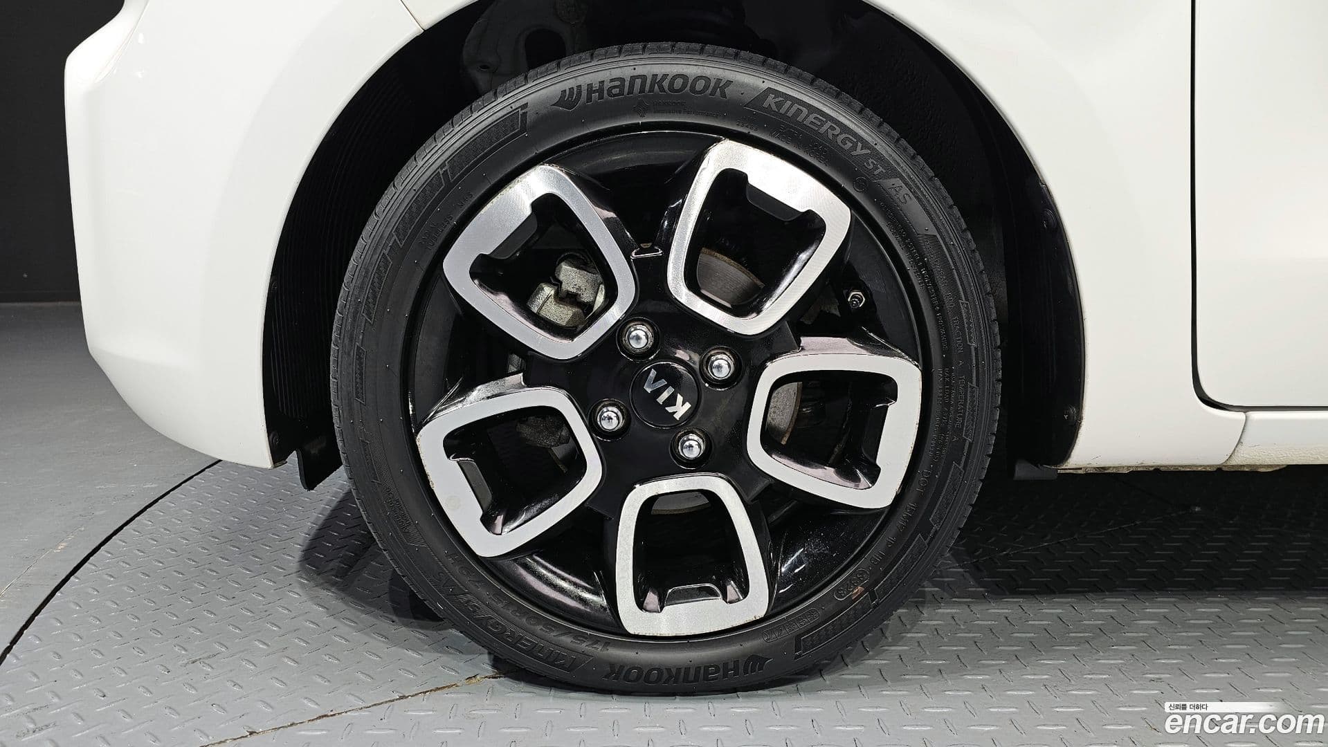 Main__Slider__Photo:RAY Kia 2021.4-4