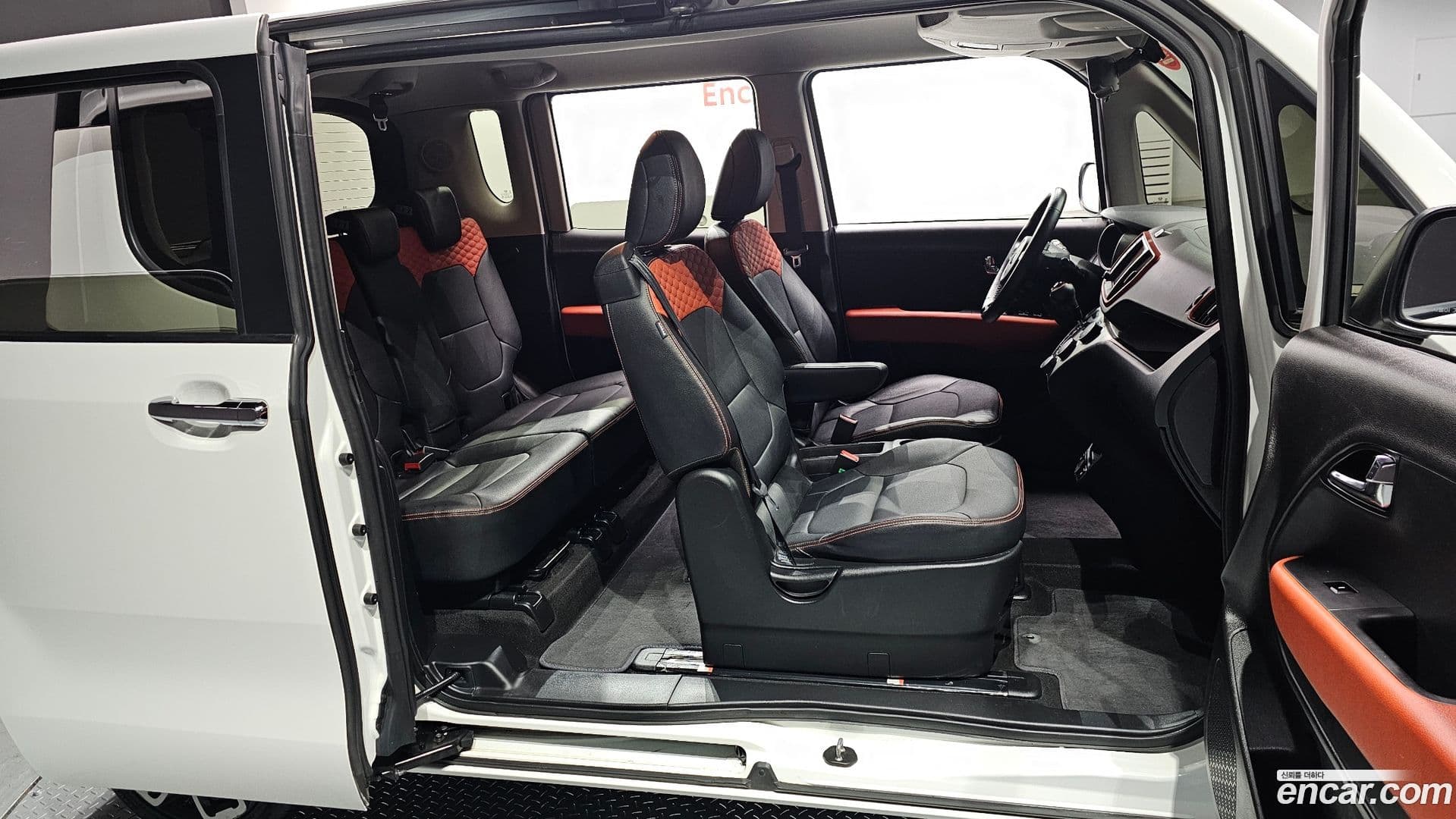 Main__Slider__Photo:RAY Kia 2021.4-9