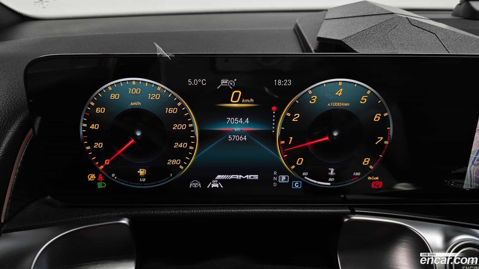 GLB-Class Mercedes-Benz 2022.11-INNER-008