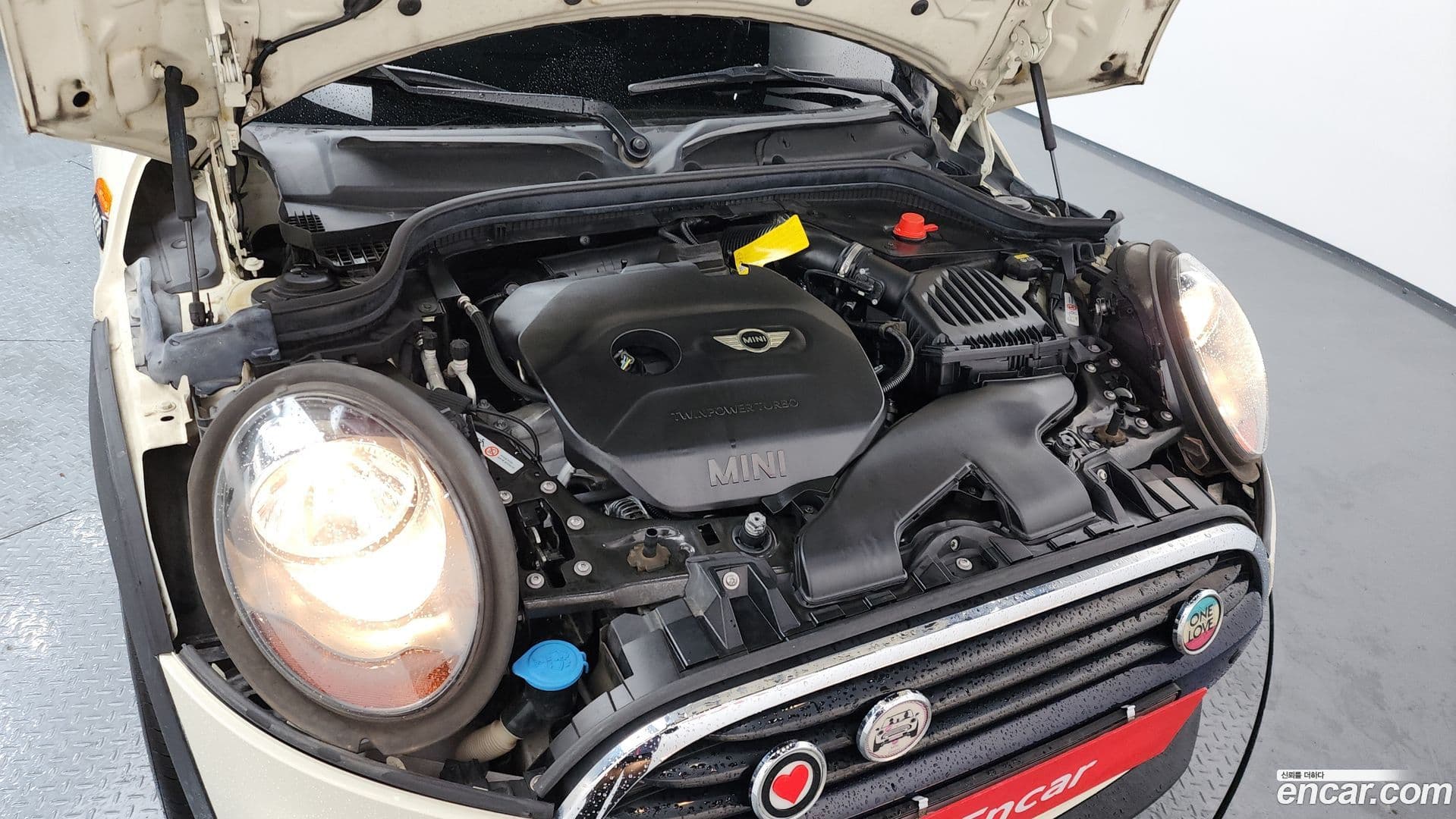 Main__Slider__Photo:Cooper Mini 2017.3-5