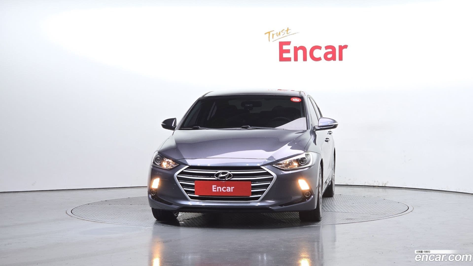 Main__Slider__Photo:AVANTE Hyundai 2016.11-2