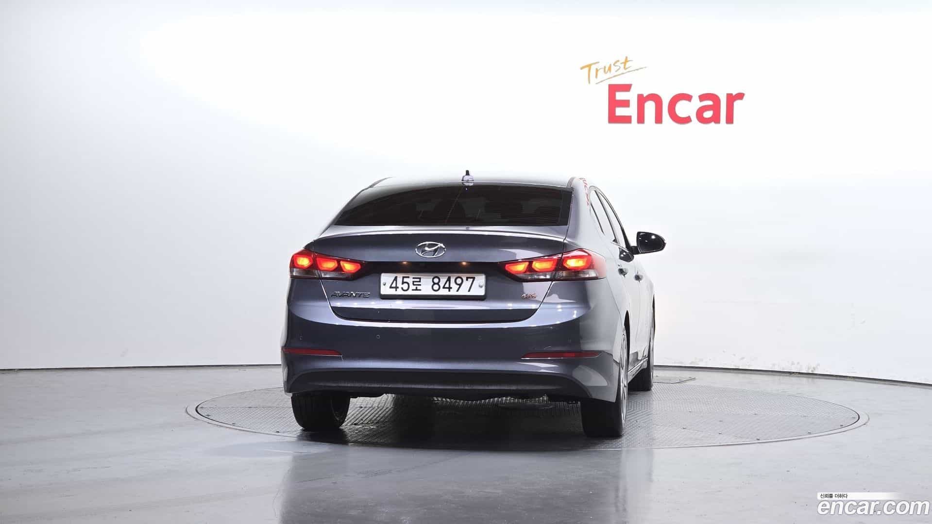 AVANTE Hyundai 2016.11-OUTER-004