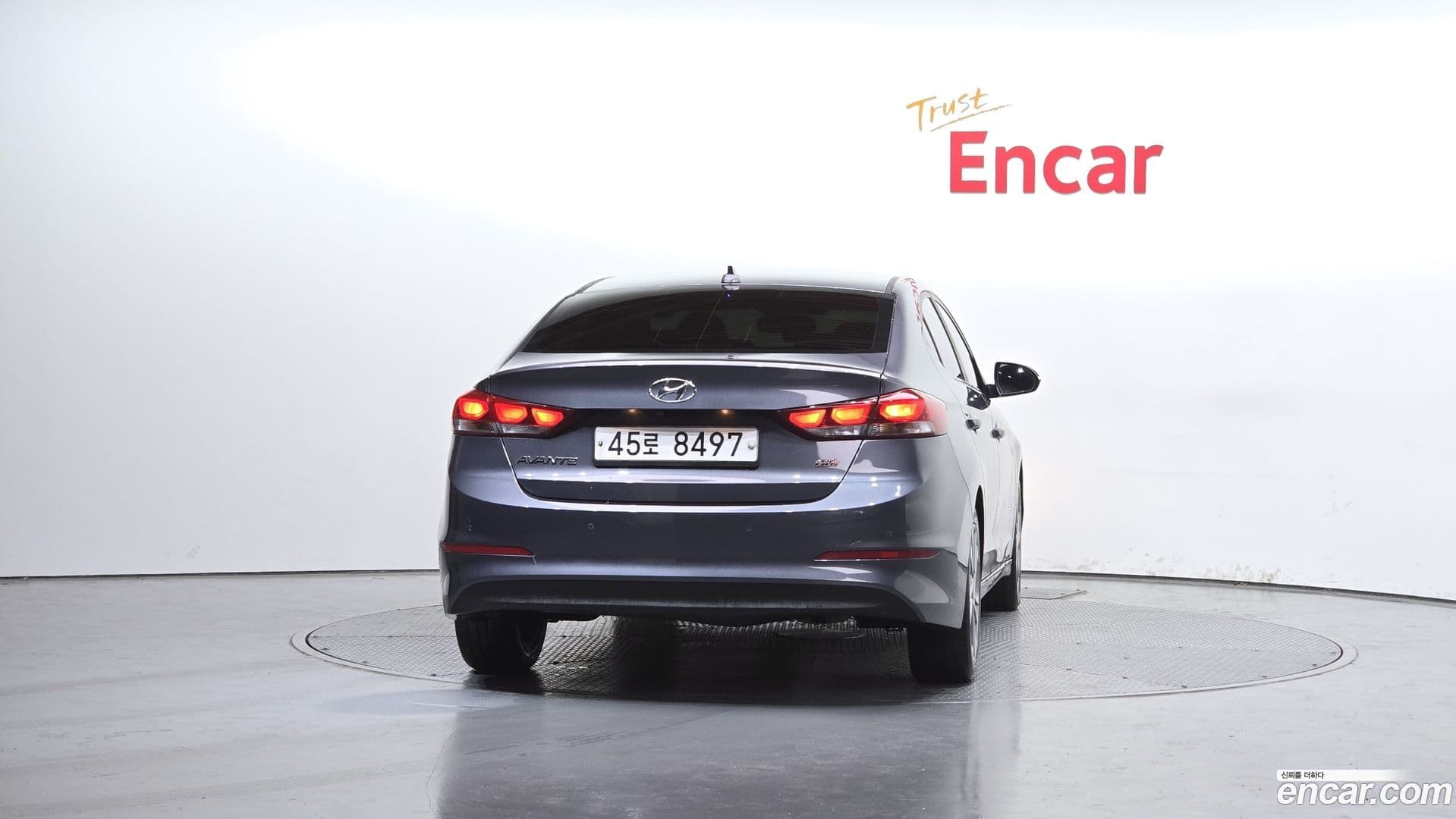 Main__Slider__Photo:AVANTE Hyundai 2016.11-3