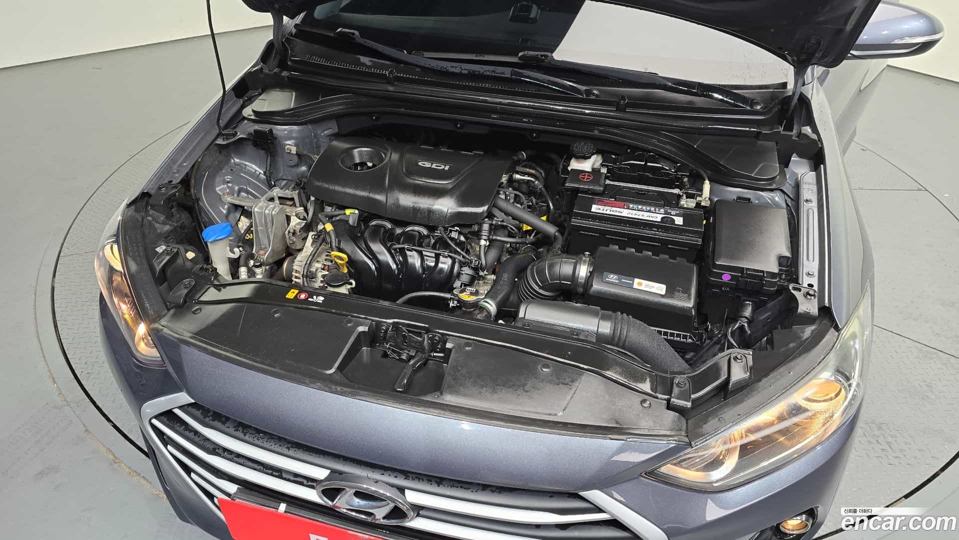 AVANTE Hyundai 2016.11-INNER-006