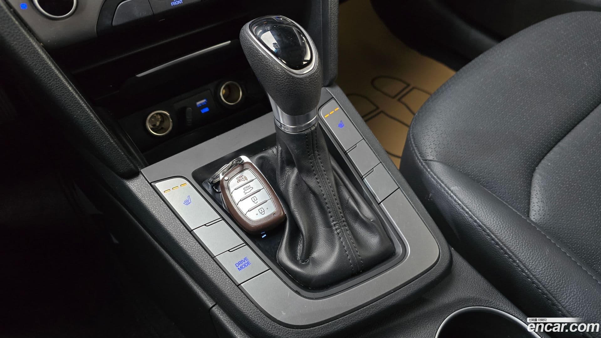 Main__Slider__Photo:AVANTE Hyundai 2016.11-8