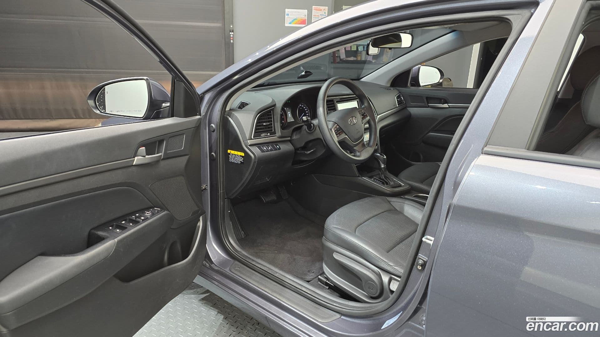 Main__Slider__Photo:AVANTE Hyundai 2016.11-9