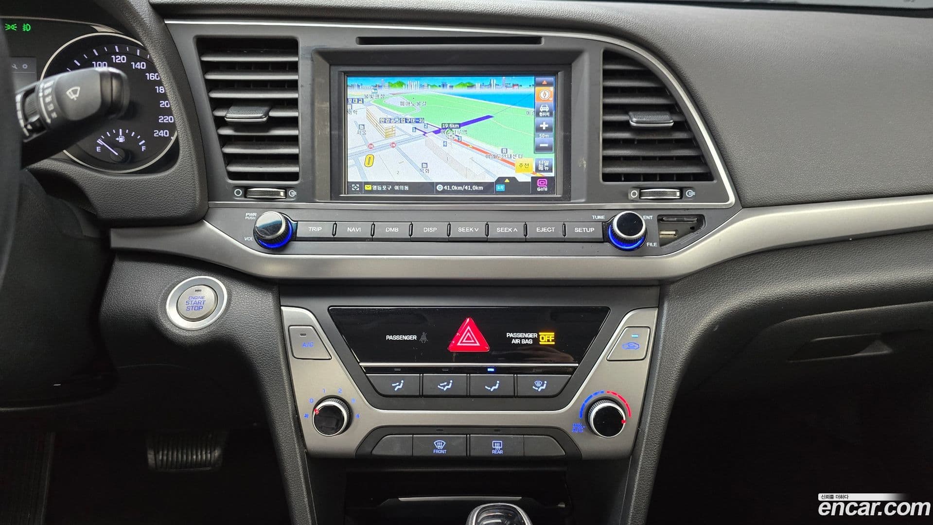 Main__Slider__Photo:AVANTE Hyundai 2016.11-18