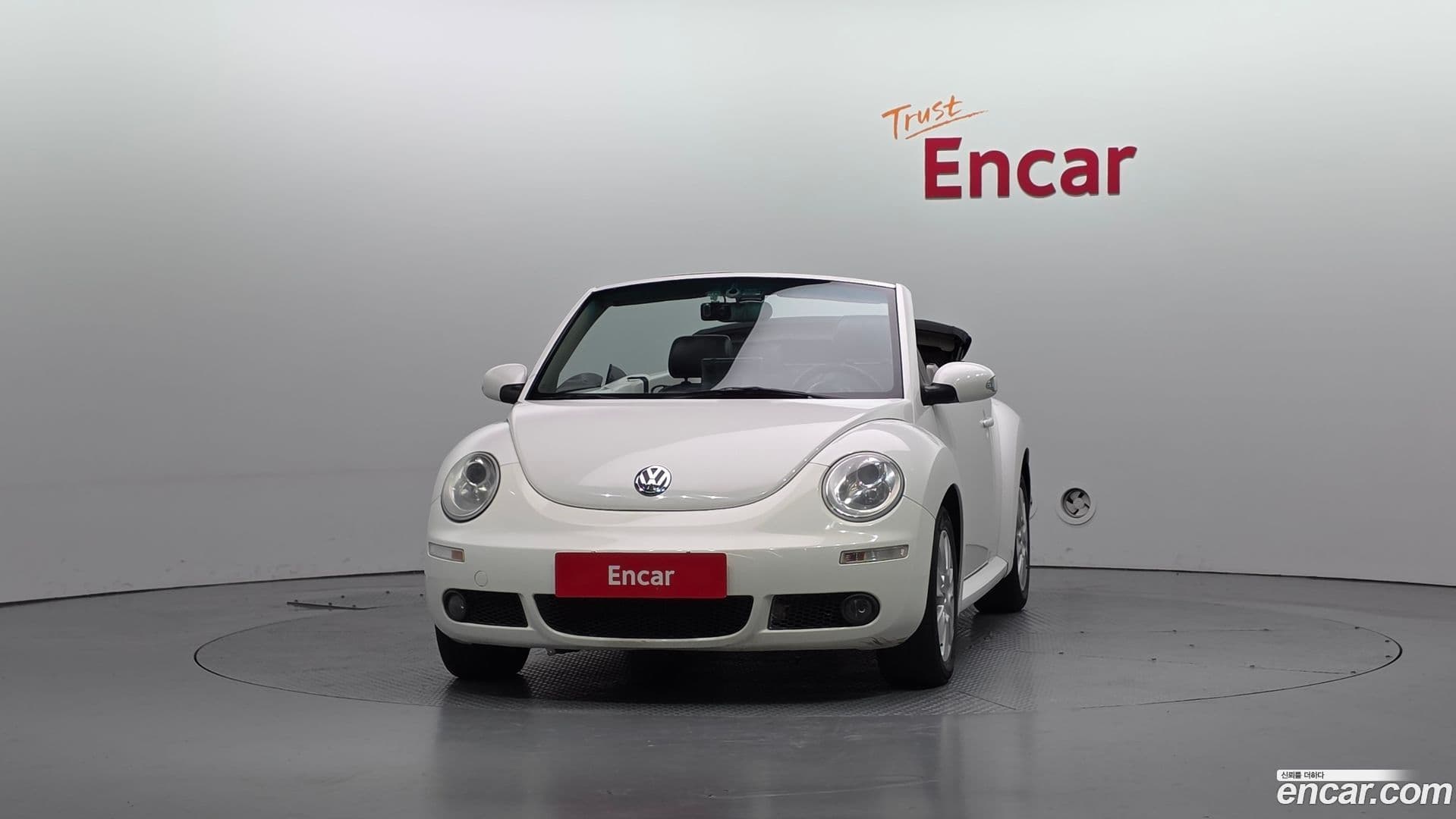 Main__Slider__Photo:Beatle Volkswagen 2011.6-2