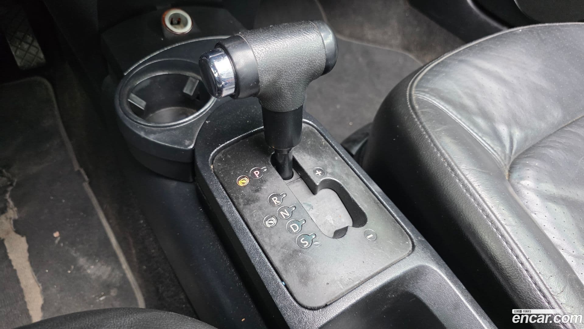 Main__Slider__Photo:Beatle Volkswagen 2011.6-8