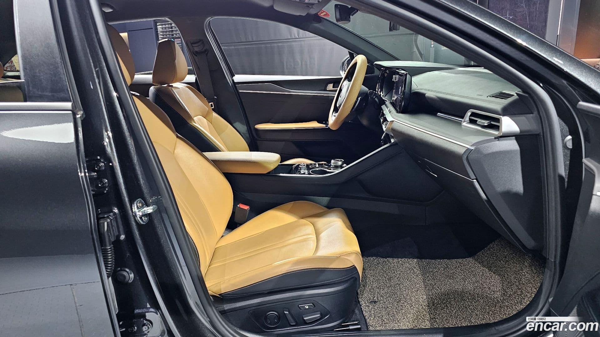 Main__Slider__Photo:K5 Kia 2021.0-10