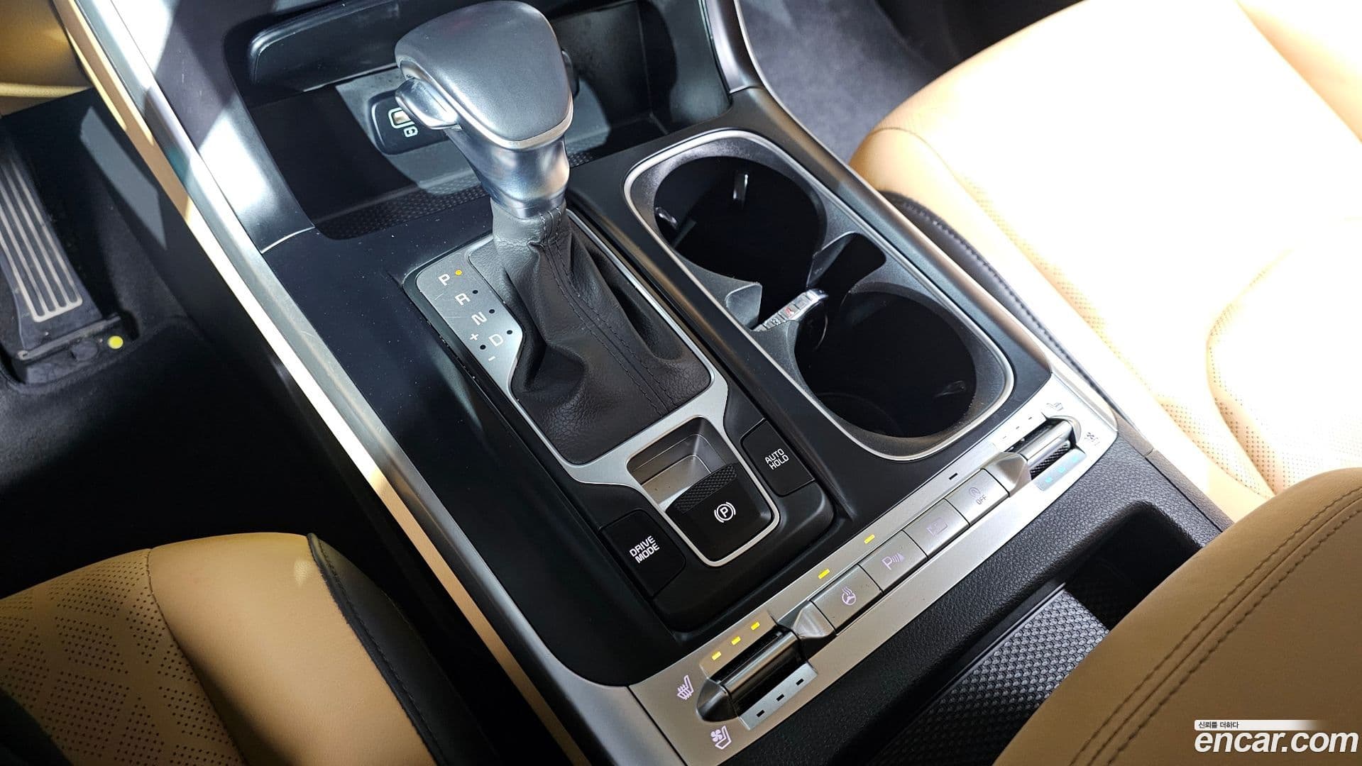 Main__Slider__Photo:Canival Kia 2022.11-8