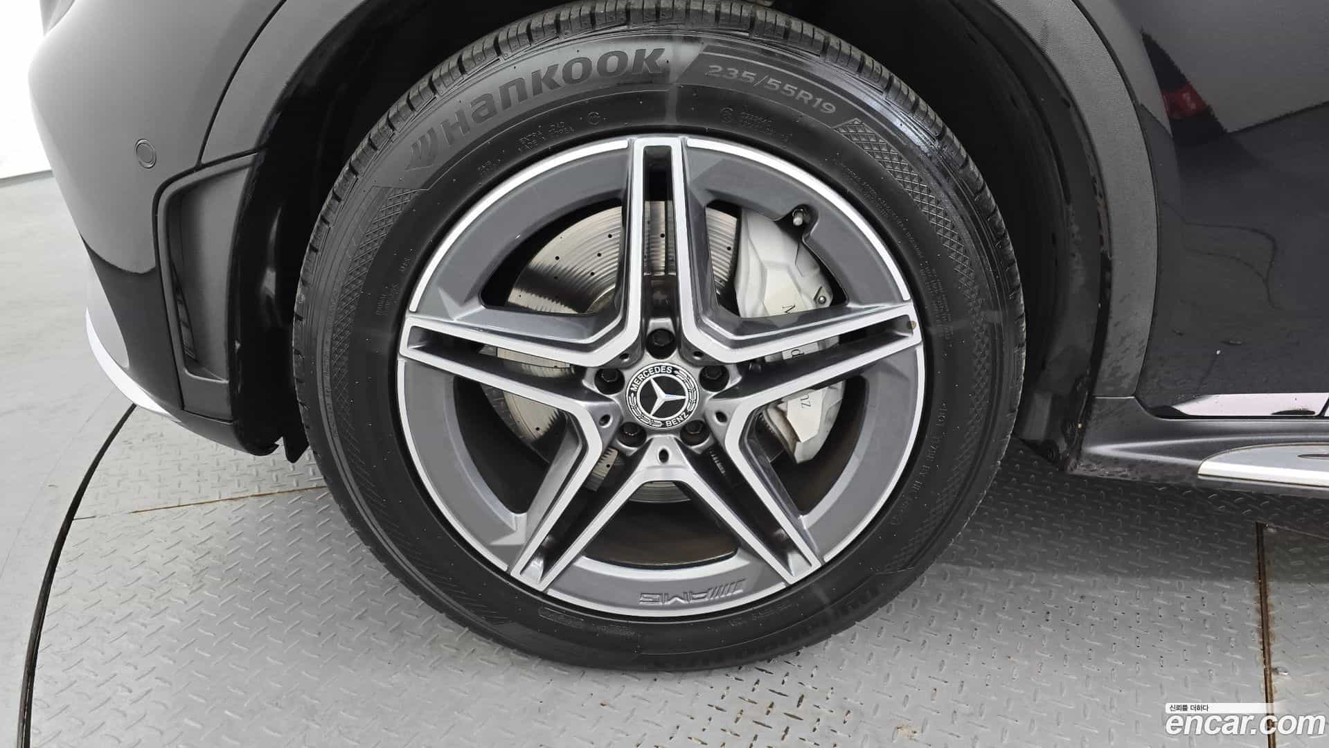 GLC-Class Mercedes-Benz 2020.9-OUTER-005