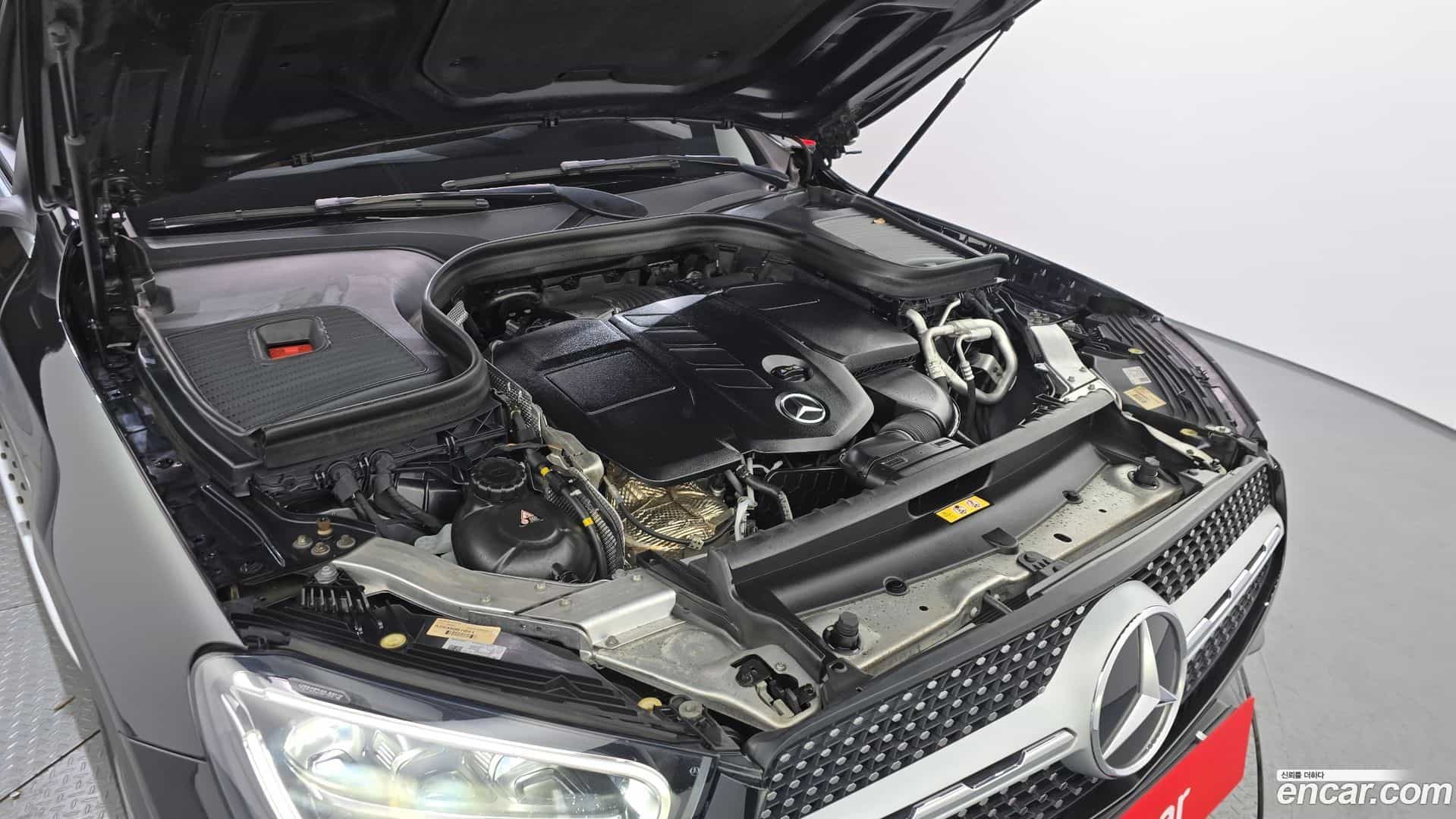 GLC-Class Mercedes-Benz 2020.9-INNER-006