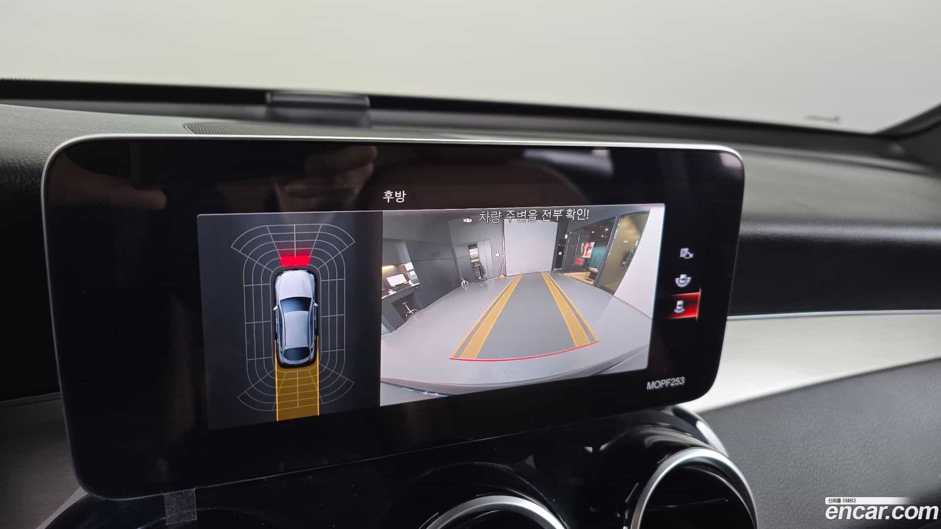 GLC-Class Mercedes-Benz 2020.9-OPTION-019