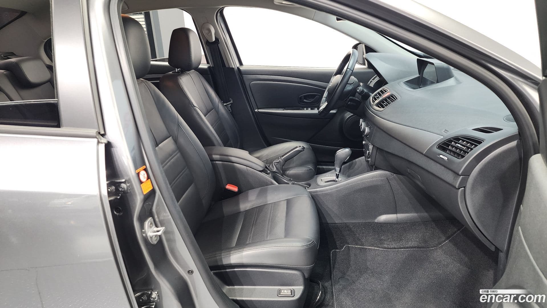 Main__Slider__Photo:SM3 Renault-KoreaSamsung 2018.11-10