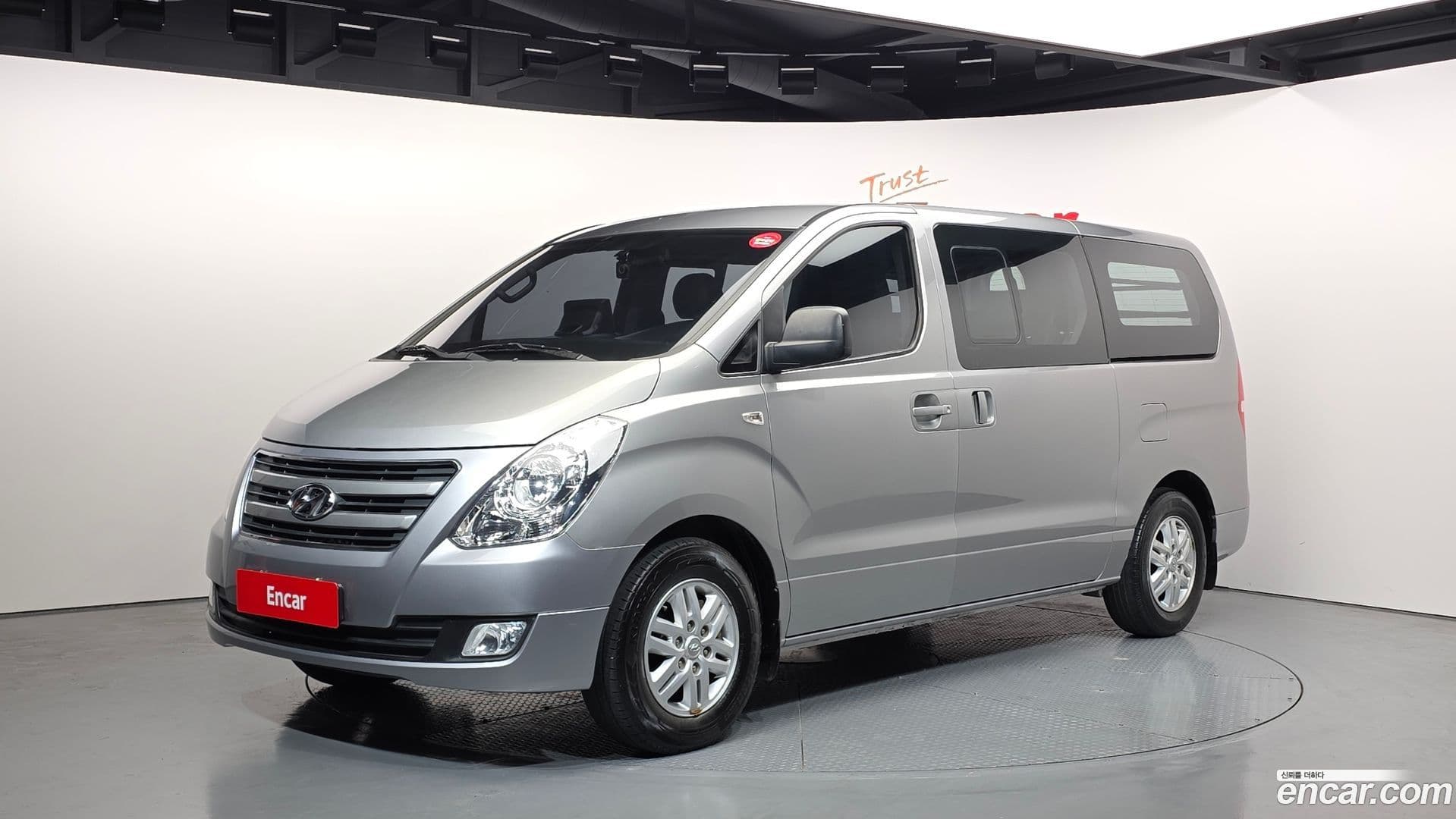 Main__Slider__Photo:Starex Hyundai 2016.10-0