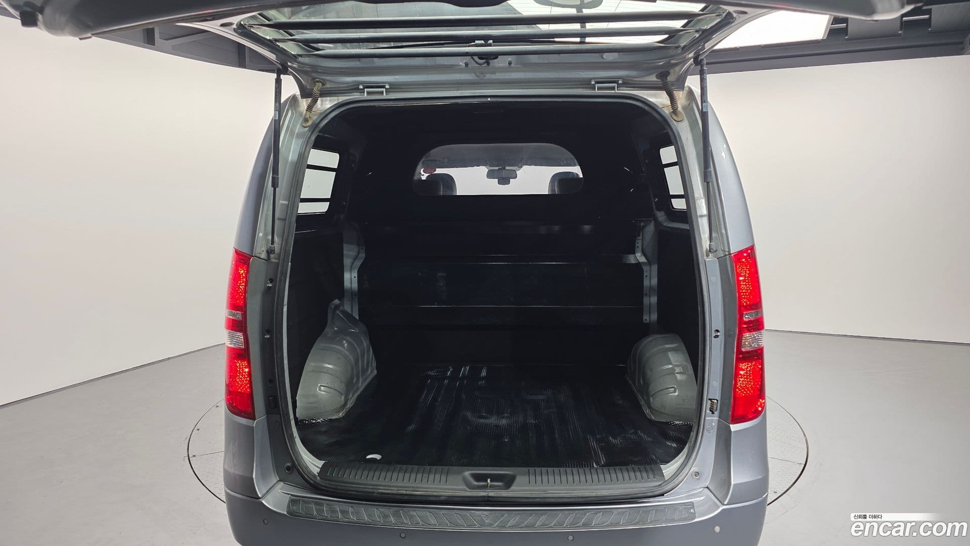 Main__Slider__Photo:Starex Hyundai 2016.10-19