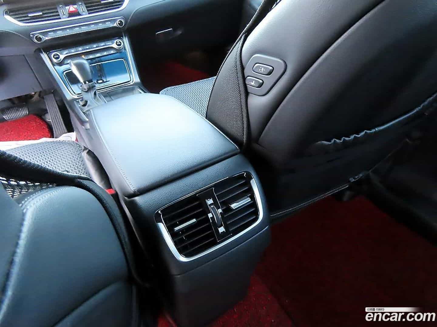 Grandeur Hyundai 2019.1-OPTION-022