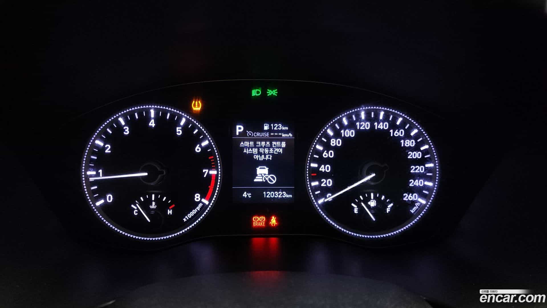 Santafe Hyundai 2018.6-INNER-008