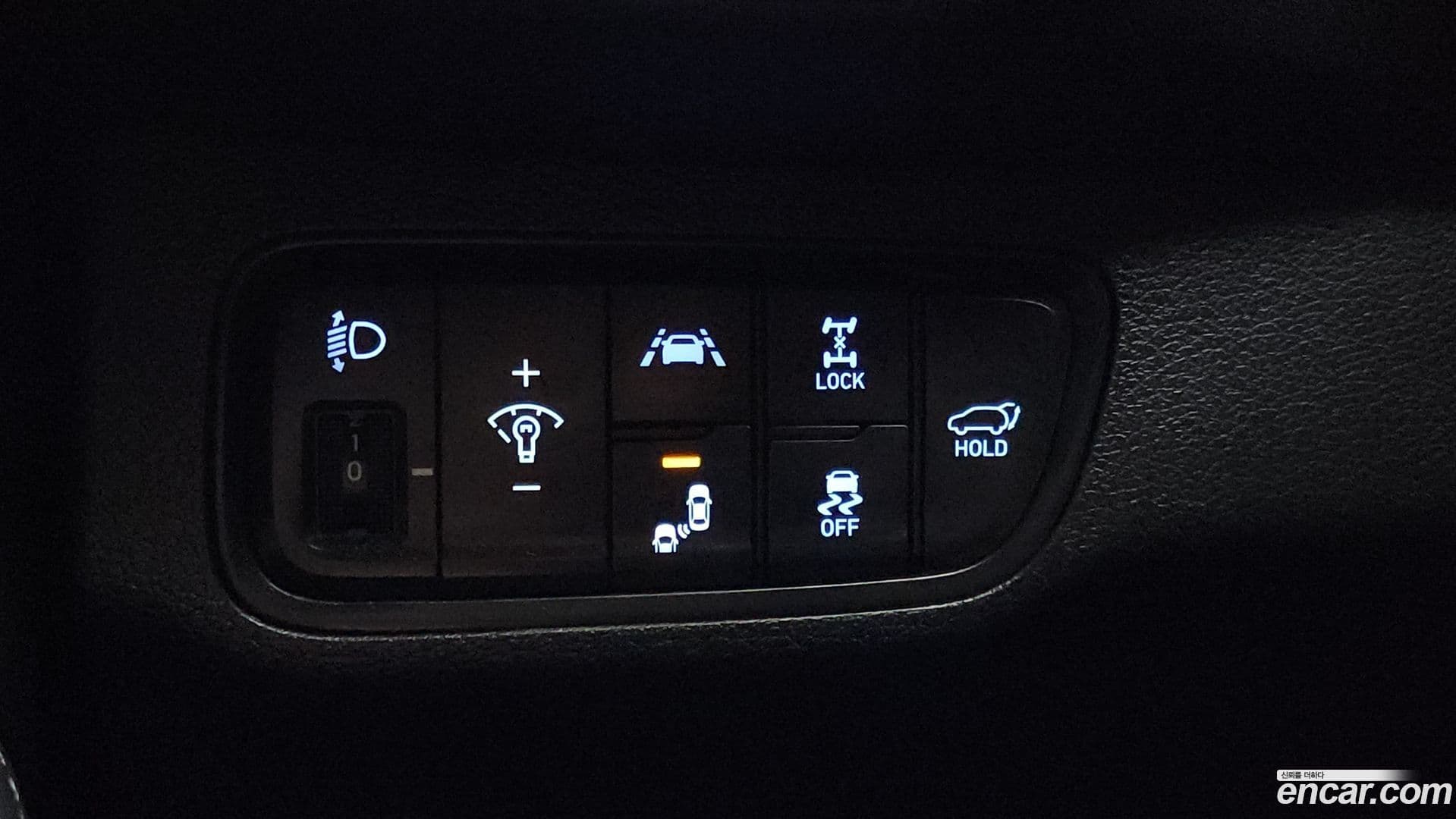 Main__Slider__Photo:Santafe Hyundai 2018.6-16