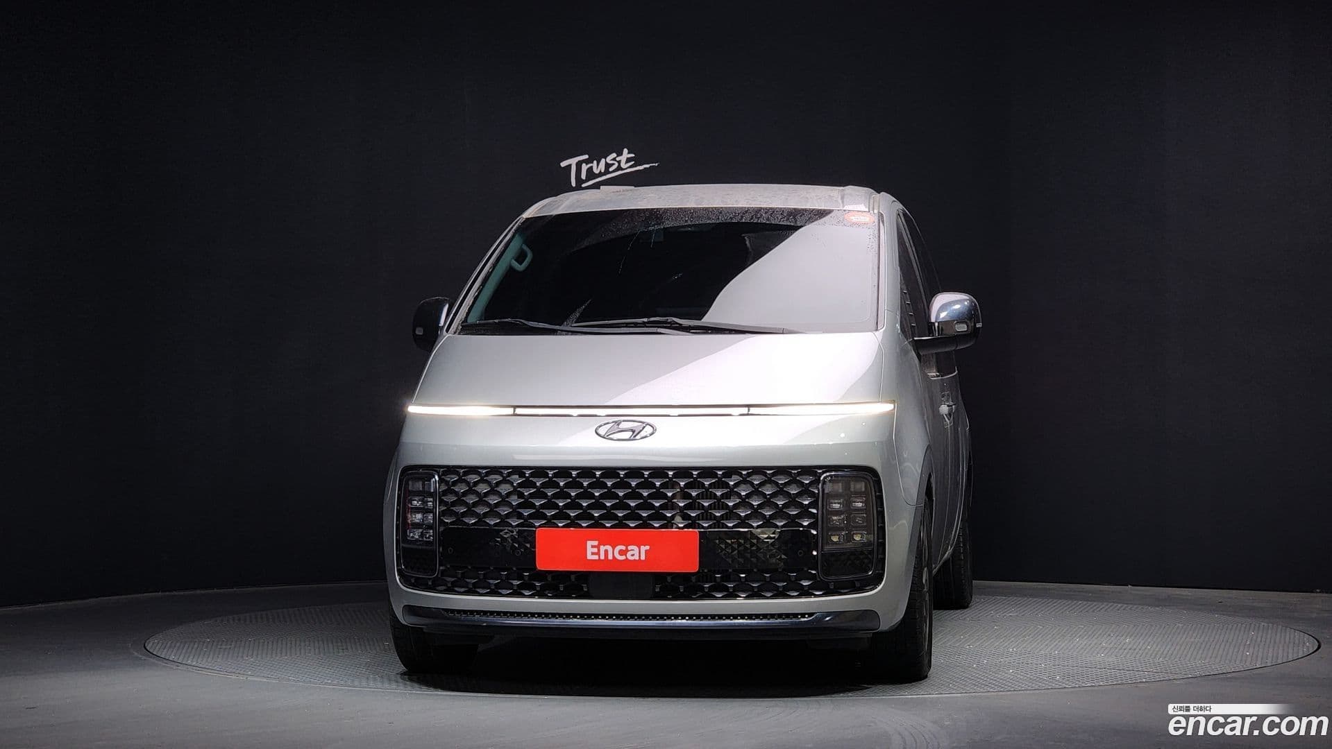 Main__Slider__Photo:Staria Hyundai 2021.9-2