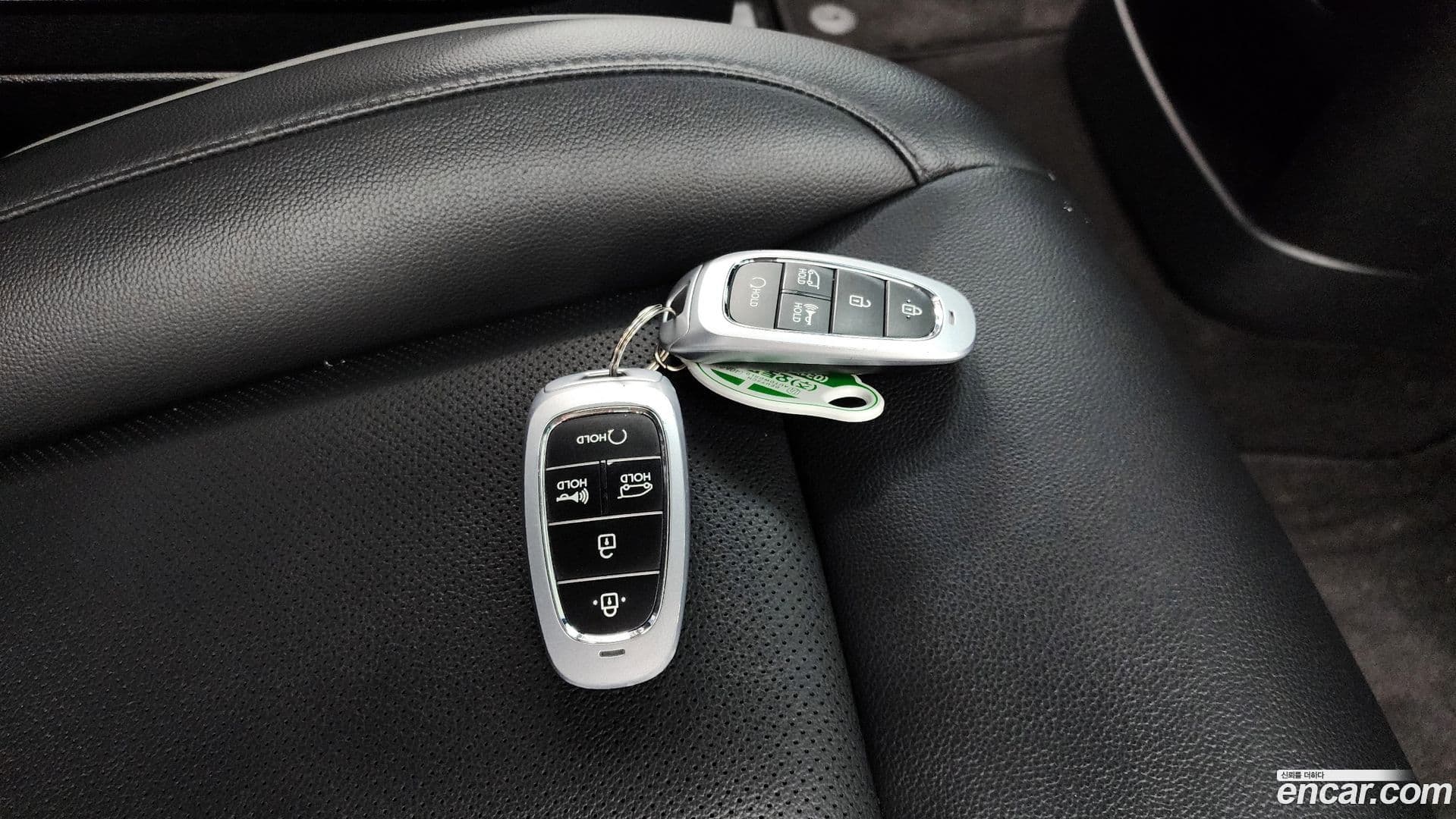 Main__Slider__Photo:Staria Hyundai 2021.9-18