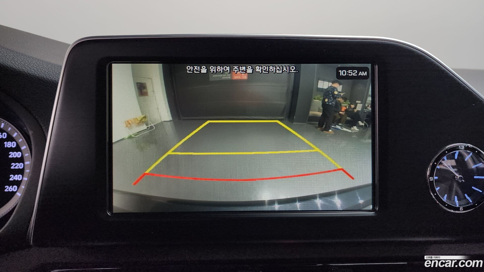 Main__Slider__Photo:Grandeur Hyundai 2019.1-15