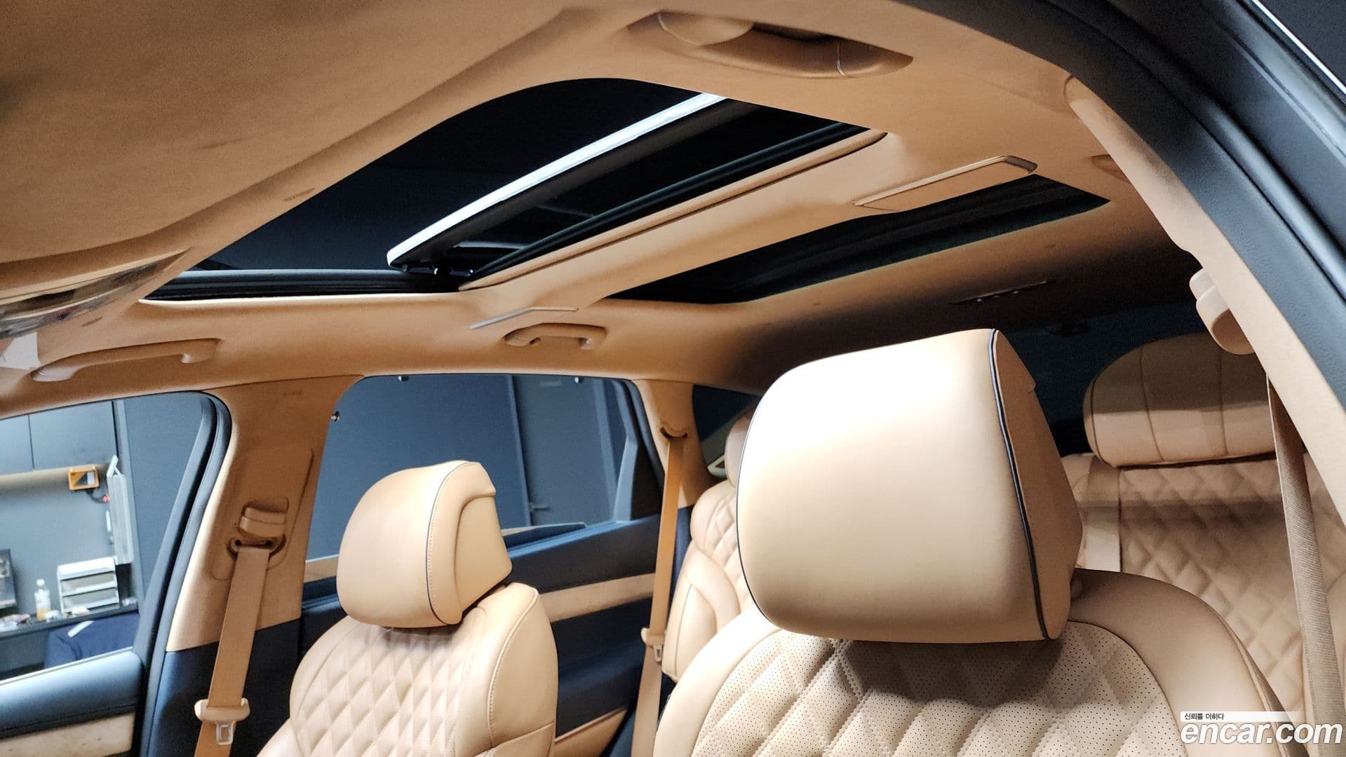 Main__Slider__Photo:GV80 Genesis 2023.0-17