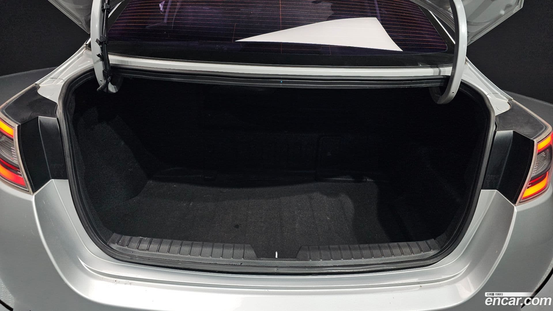 Main__Slider__Photo:K5 Kia 2015.0-19