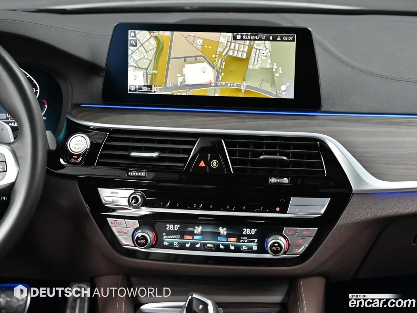 Main__Slider__Photo:5-Series BMW 2020.4-13