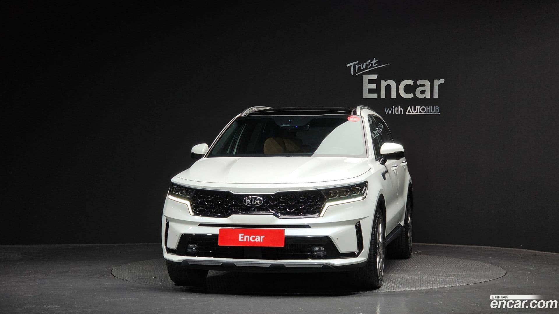 Main__Slider__Photo:Sorento Kia 2020.3-2