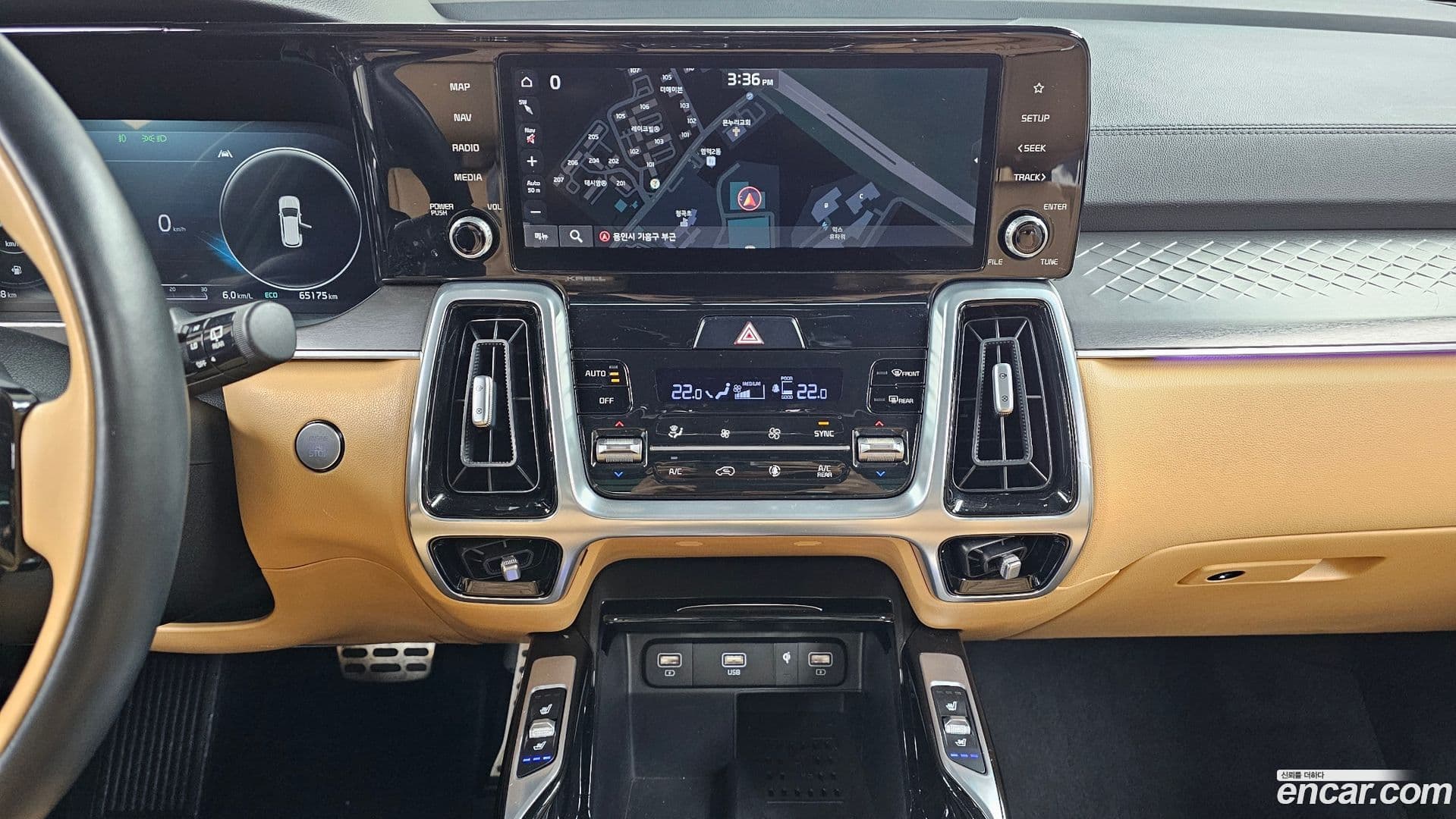 Main__Slider__Photo:Sorento Kia 2020.3-14