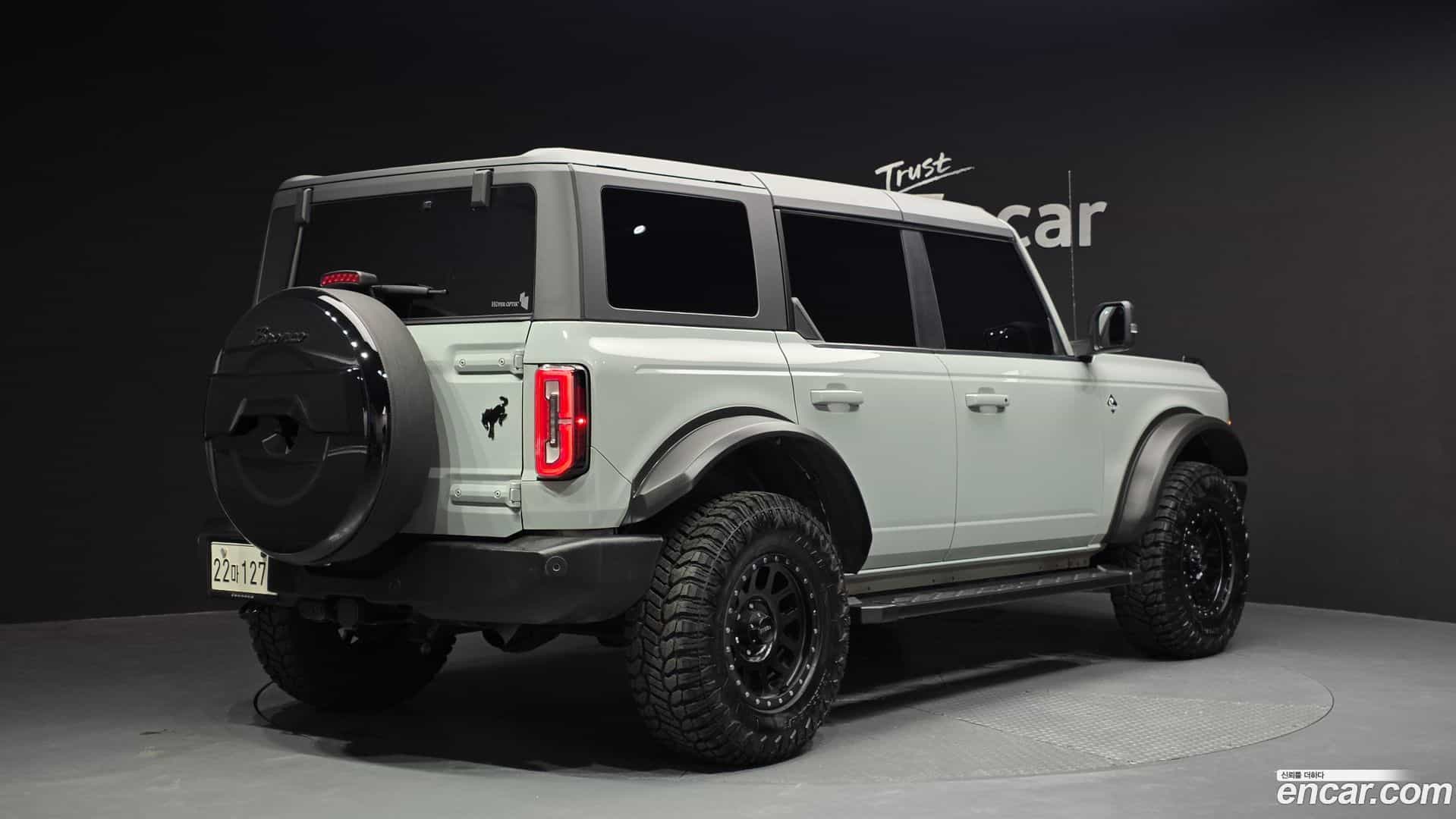 Bronco Ford 2023.11-OUTER-002