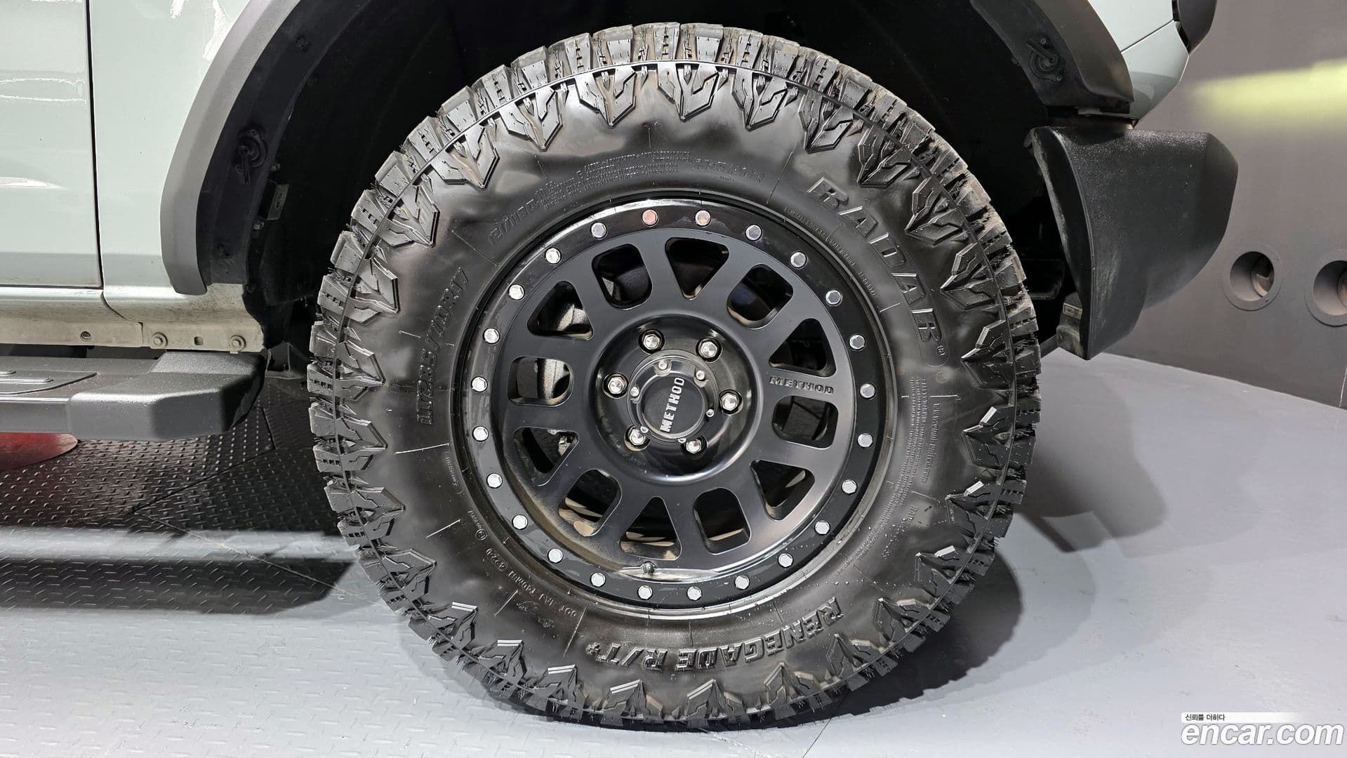 Main__Slider__Photo:Bronco Ford 2023.11-4