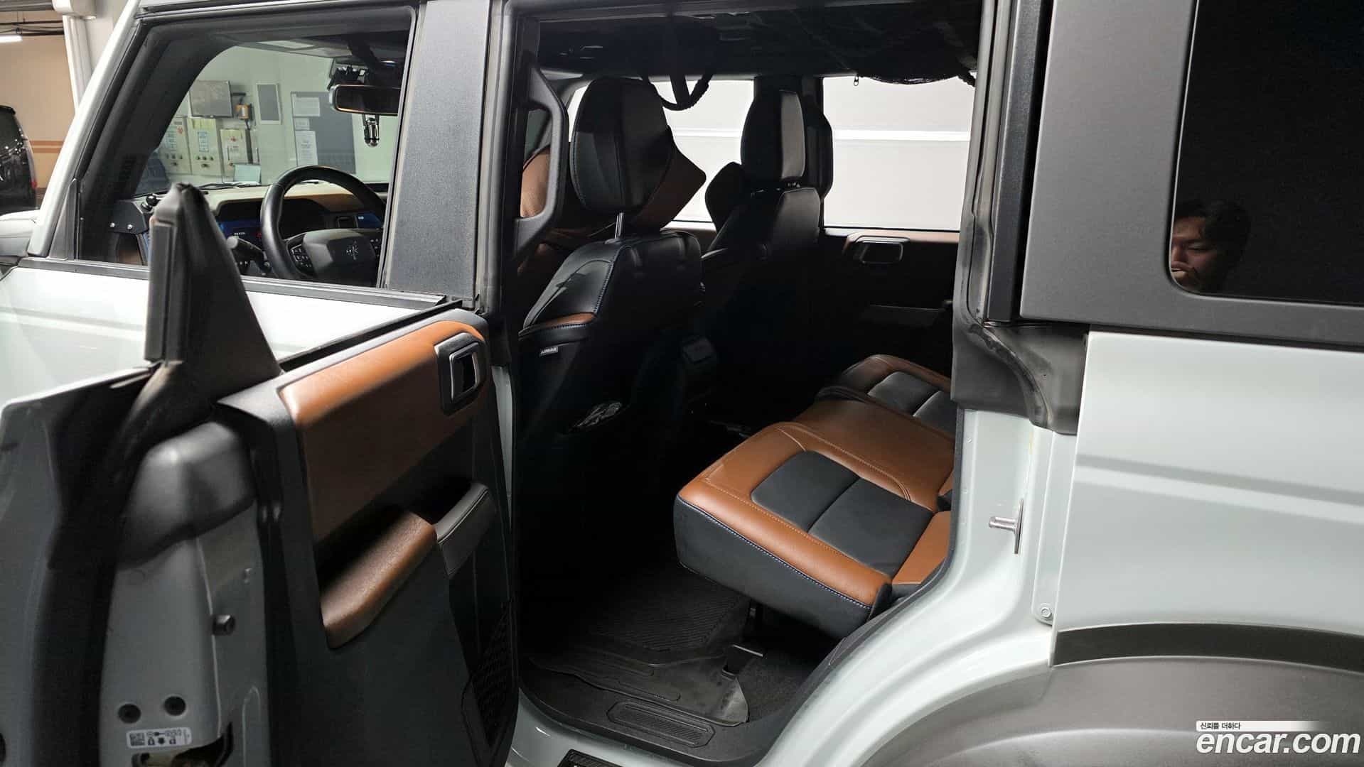 Bronco Ford 2023.11-OPTION-015