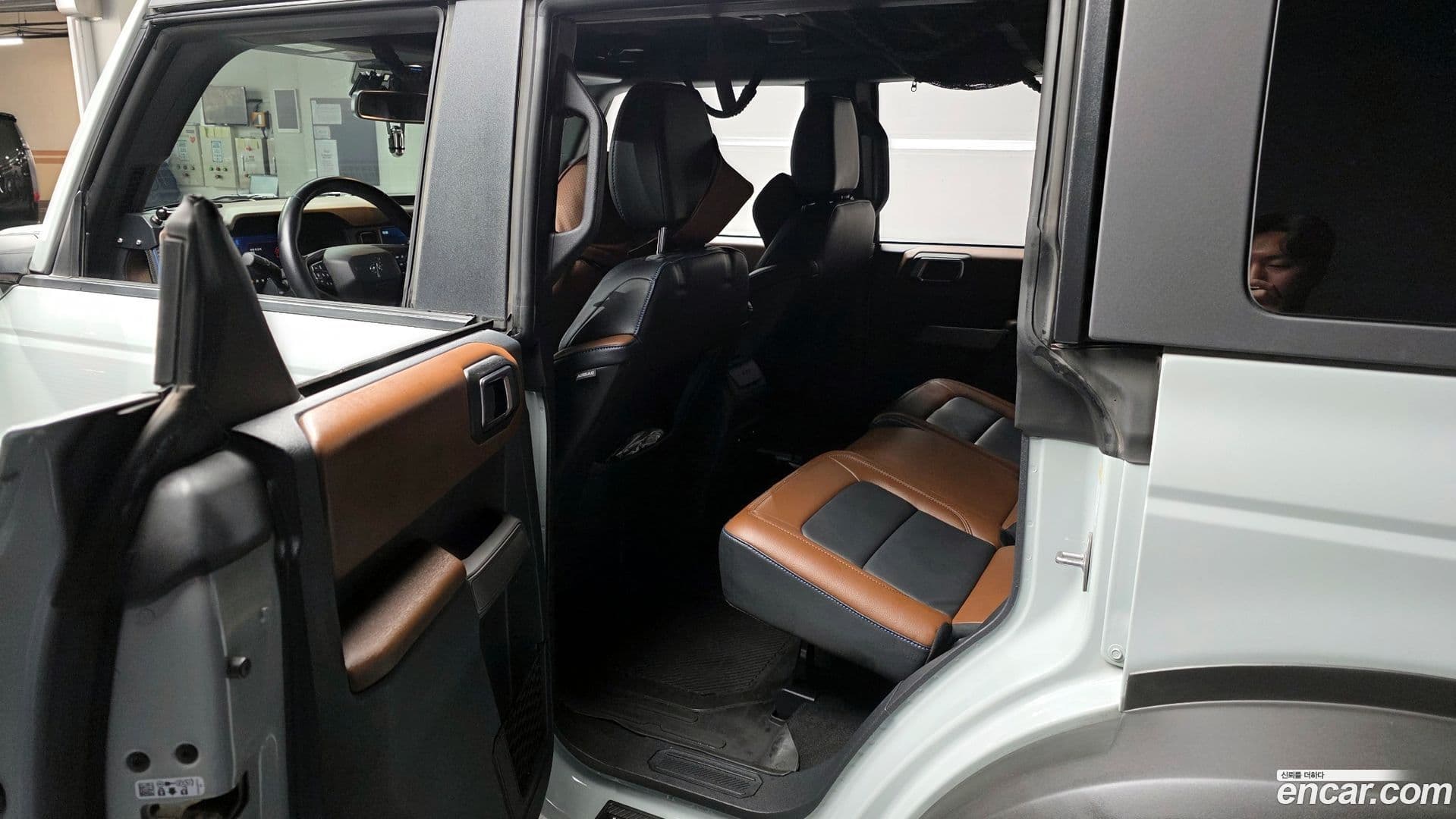 Main__Slider__Photo:Bronco Ford 2023.11-10