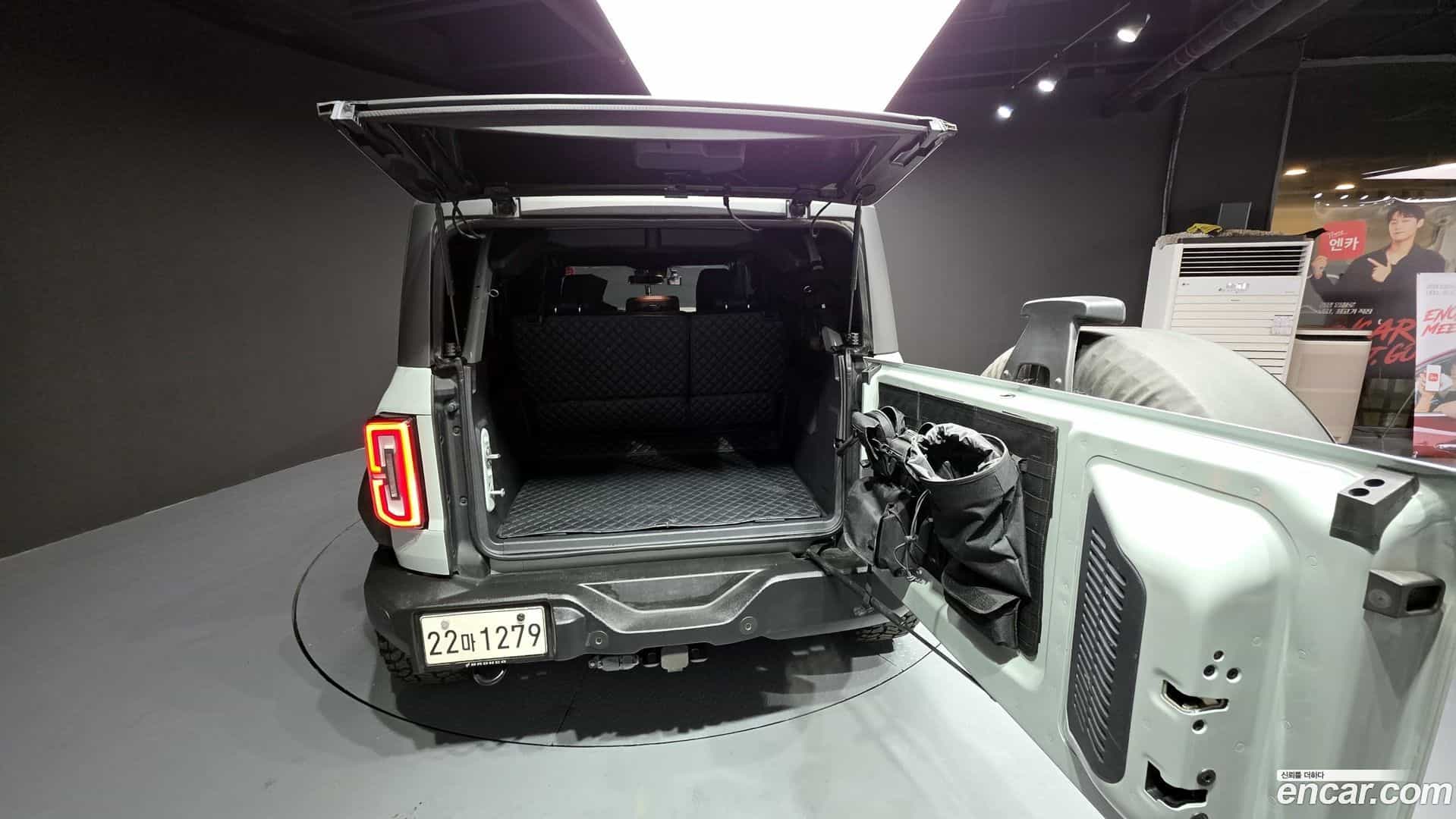 Bronco Ford 2023.11-OPTION-024