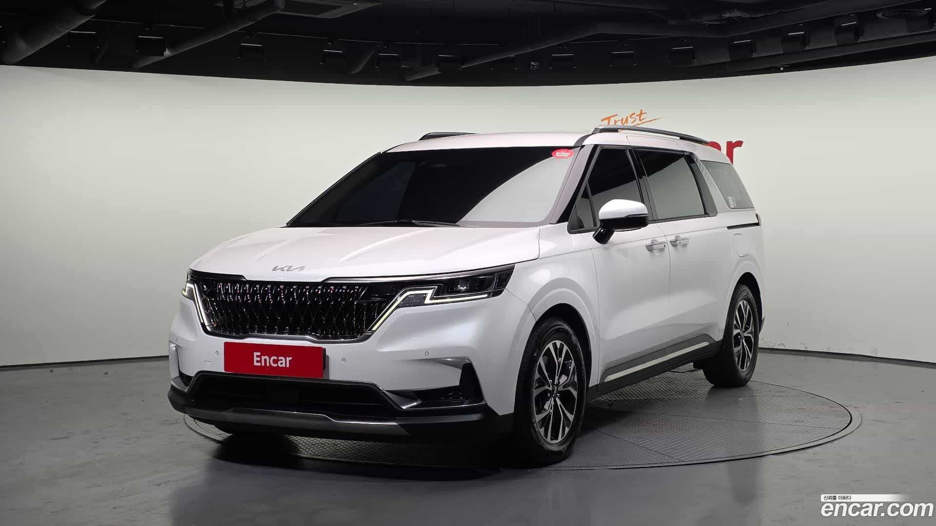 Canival Kia 2023.1-OUTER-001