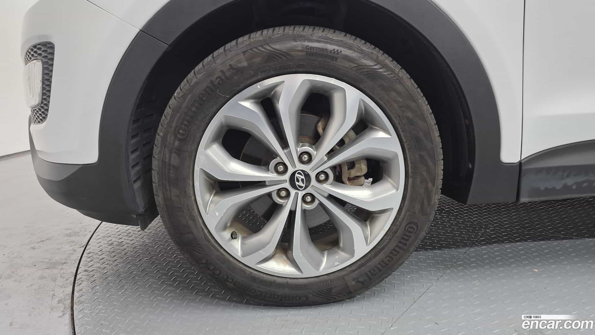 Santafe Hyundai 2013.6-OUTER-005