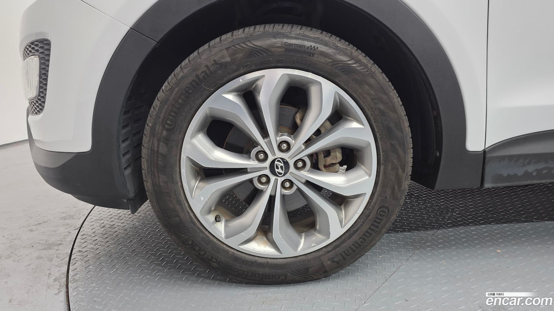 Main__Slider__Photo:Santafe Hyundai 2013.6-4