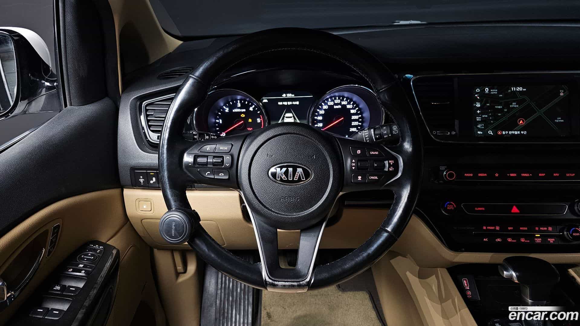 Canival Kia 2020.6-OPTION-017