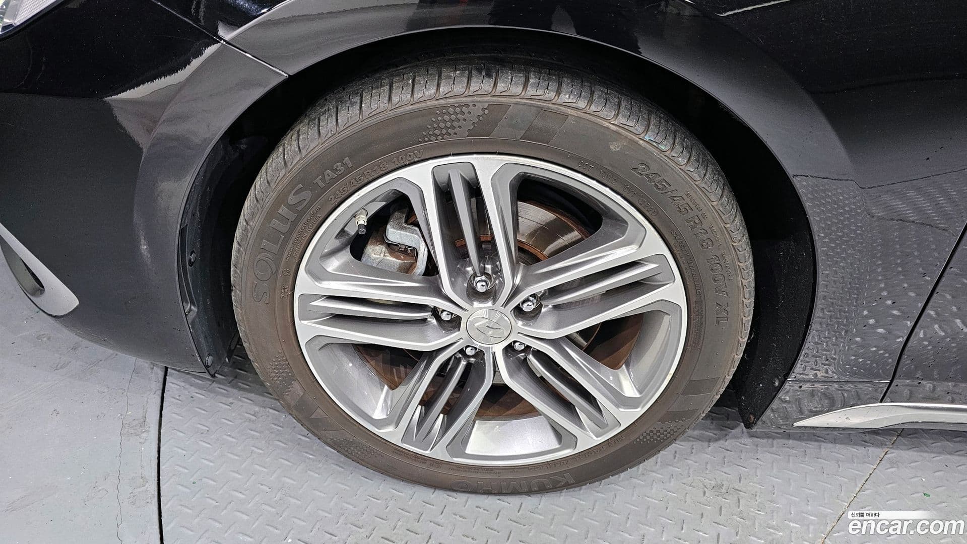 Main__Slider__Photo:Grandeur Hyundai 2017.10-4