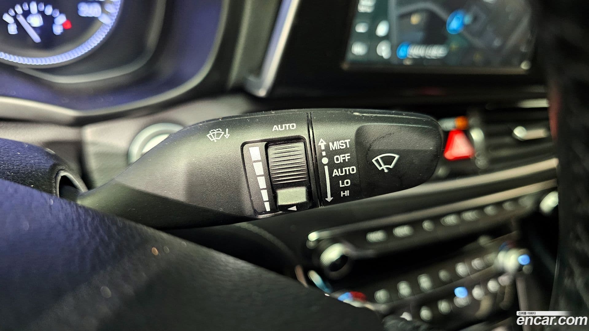 Main__Slider__Photo:Grandeur Hyundai 2017.10-15