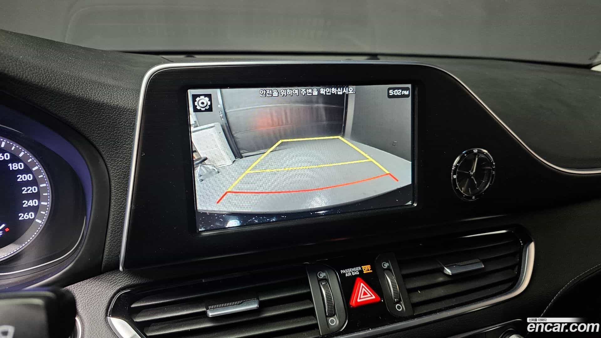 Grandeur Hyundai 2017.10-OPTION-021