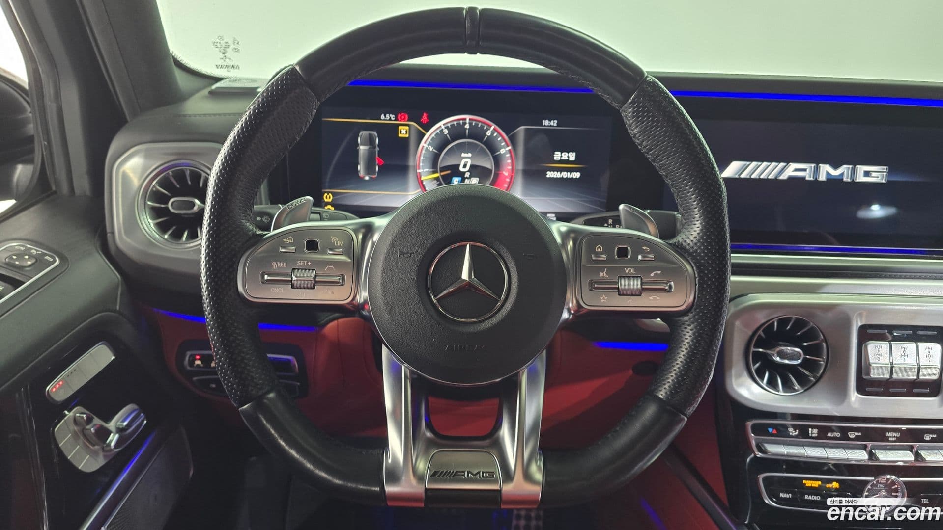 Main__Slider__Photo:G-Class Mercedes-Benz 2020.8-12