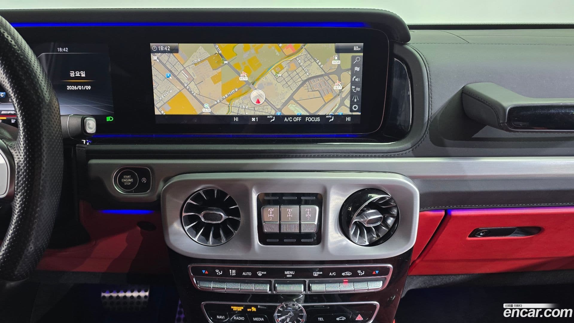 Main__Slider__Photo:G-Class Mercedes-Benz 2020.8-13